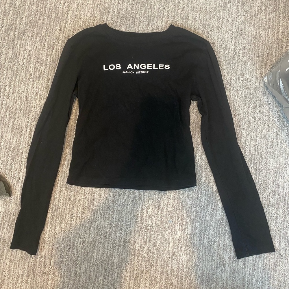 Black New York long sleeve tee